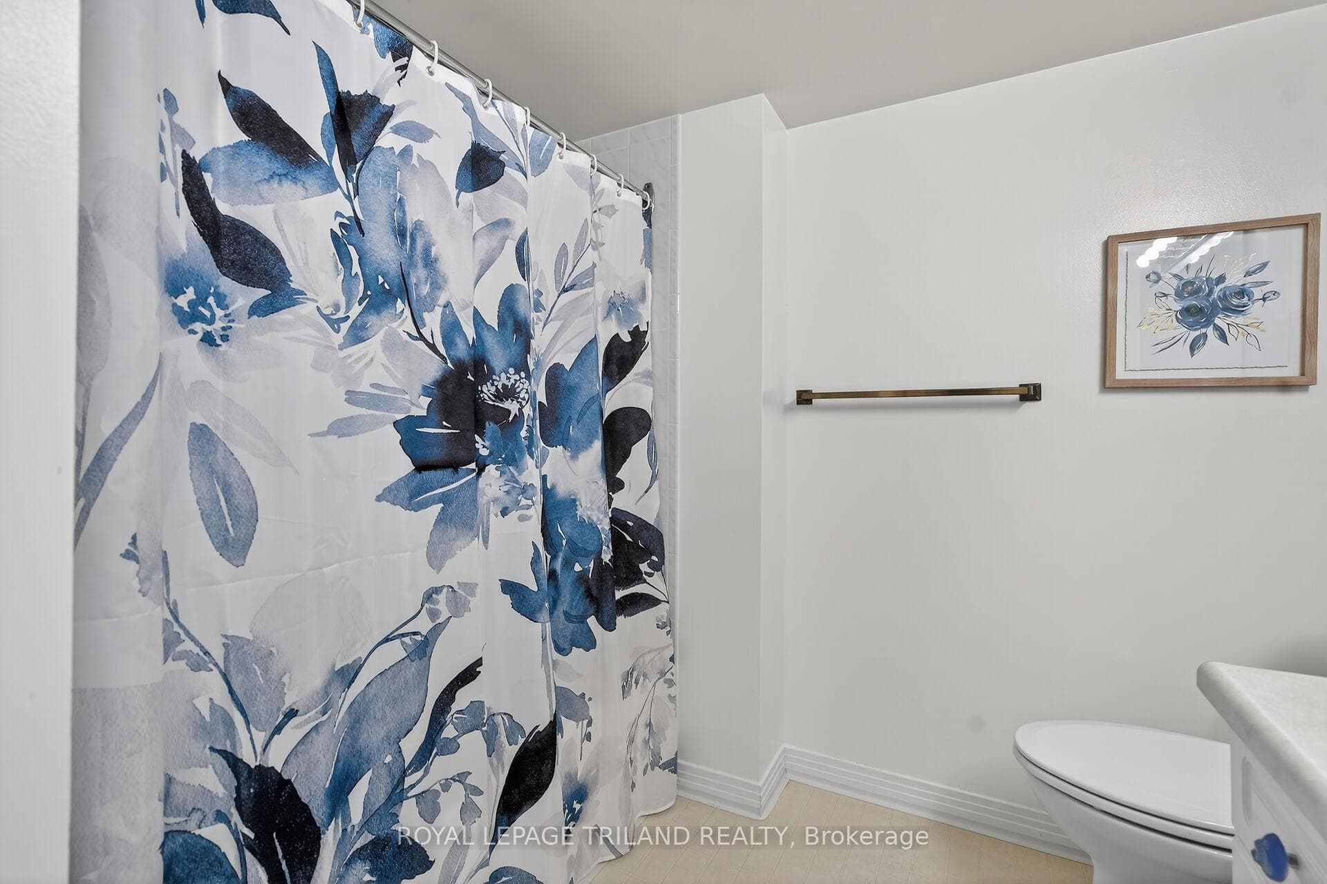 155 KILLARNEY Road Unit 14 photo 34