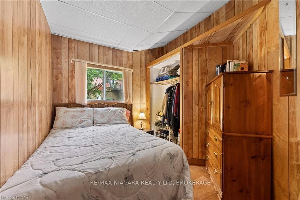 354 FORESTVIEW Road photo 30