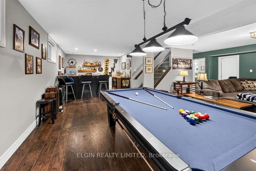40 Glengariff Drive photo 21
