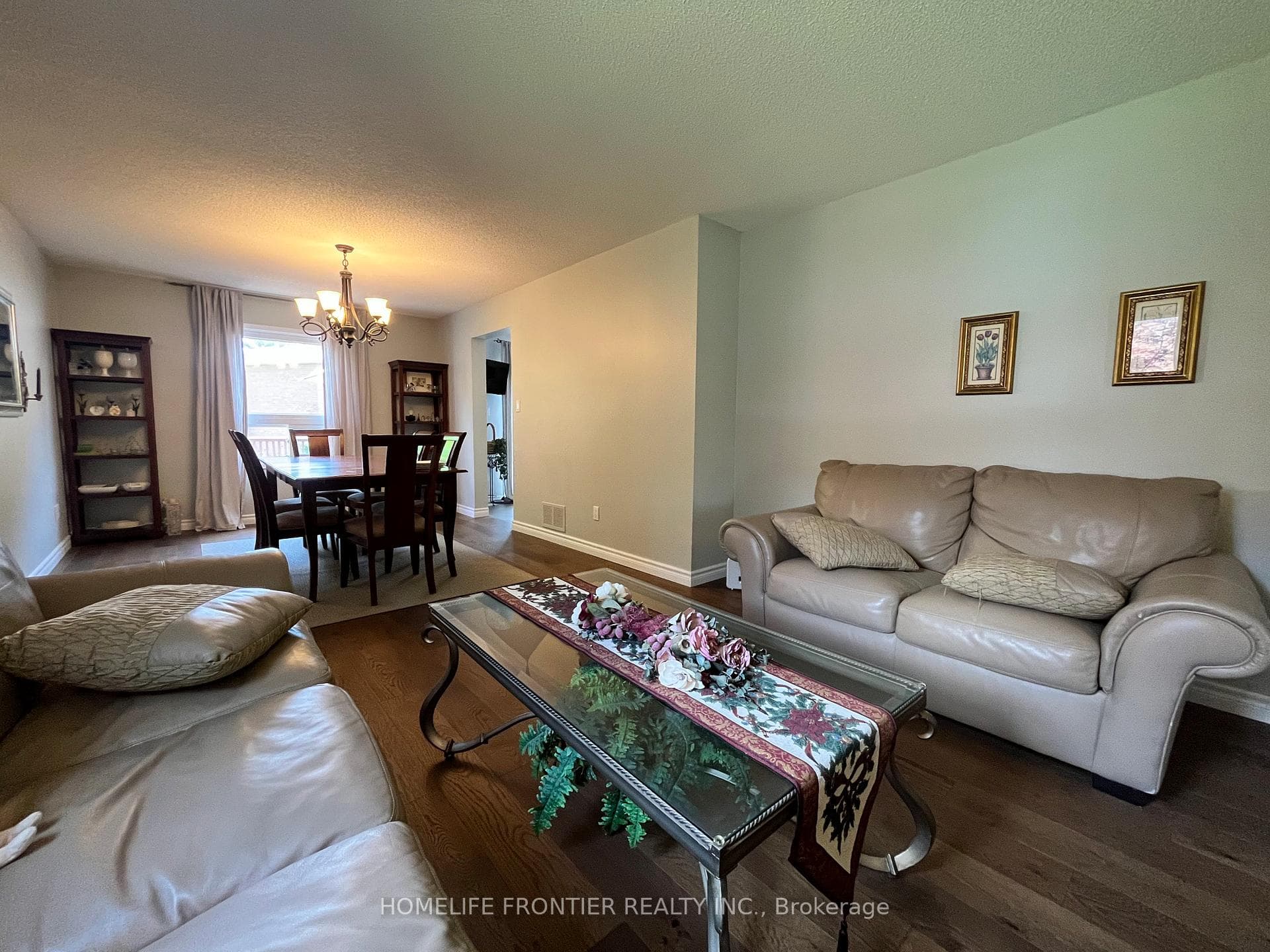 36 Tamara Drive photo 7