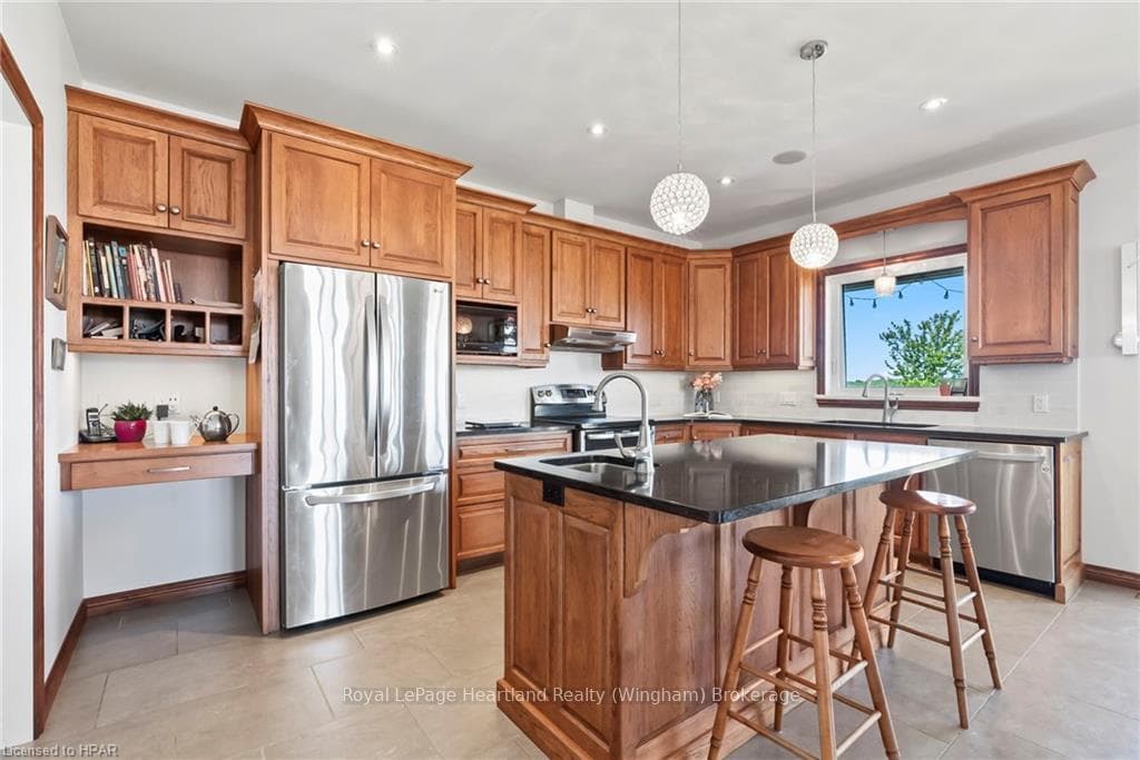 27 INGLIS Crescent photo 22