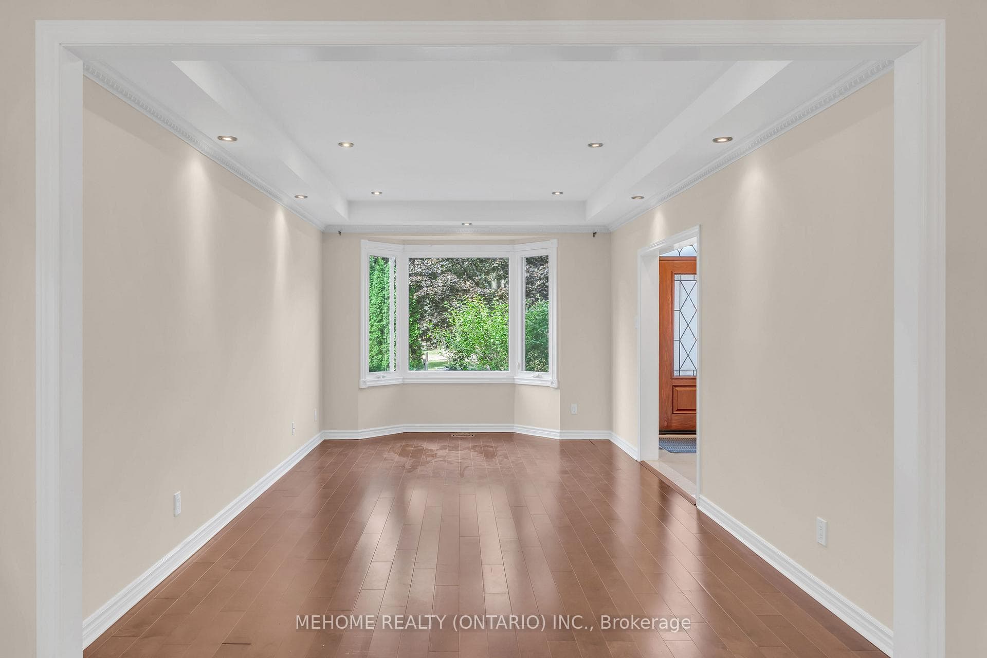 45 Meadowcliffe Avenue photo 5