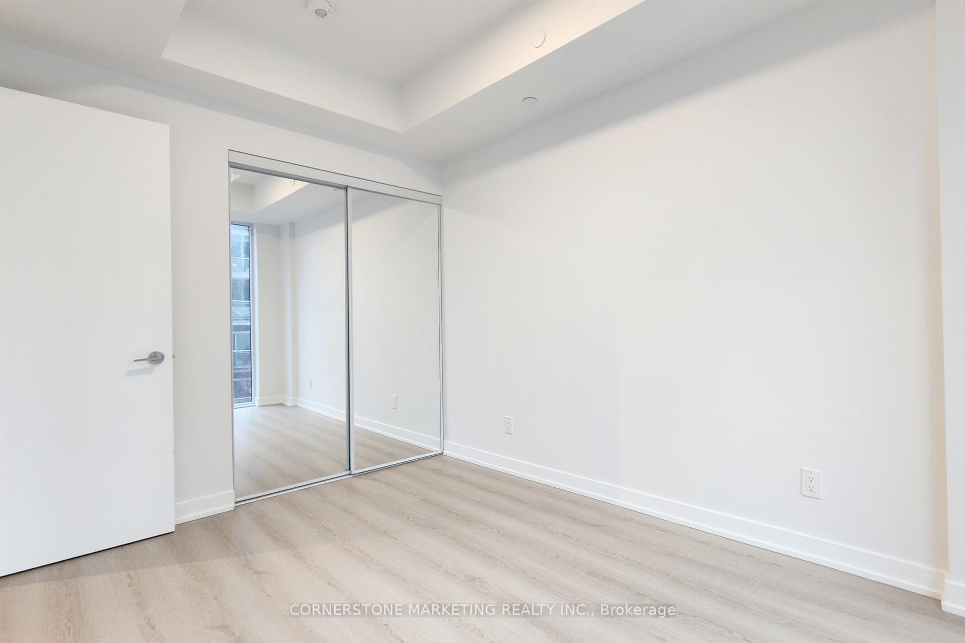 100 Queen Street Unit 606 photo 6