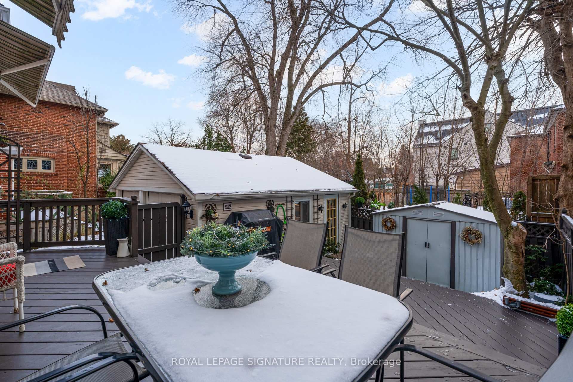 229 Glengrove Avenue photo 35