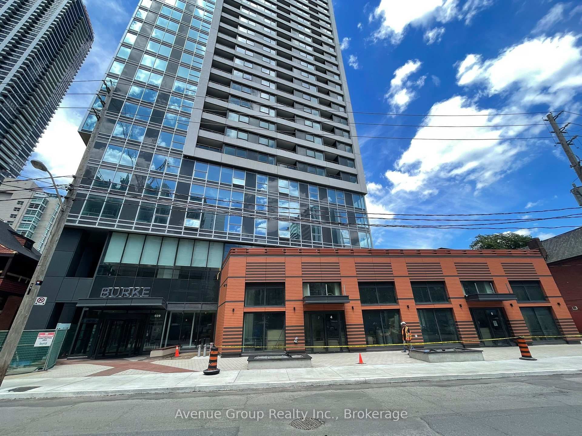 609 Sherbourne Street Unit 1203 photo 19