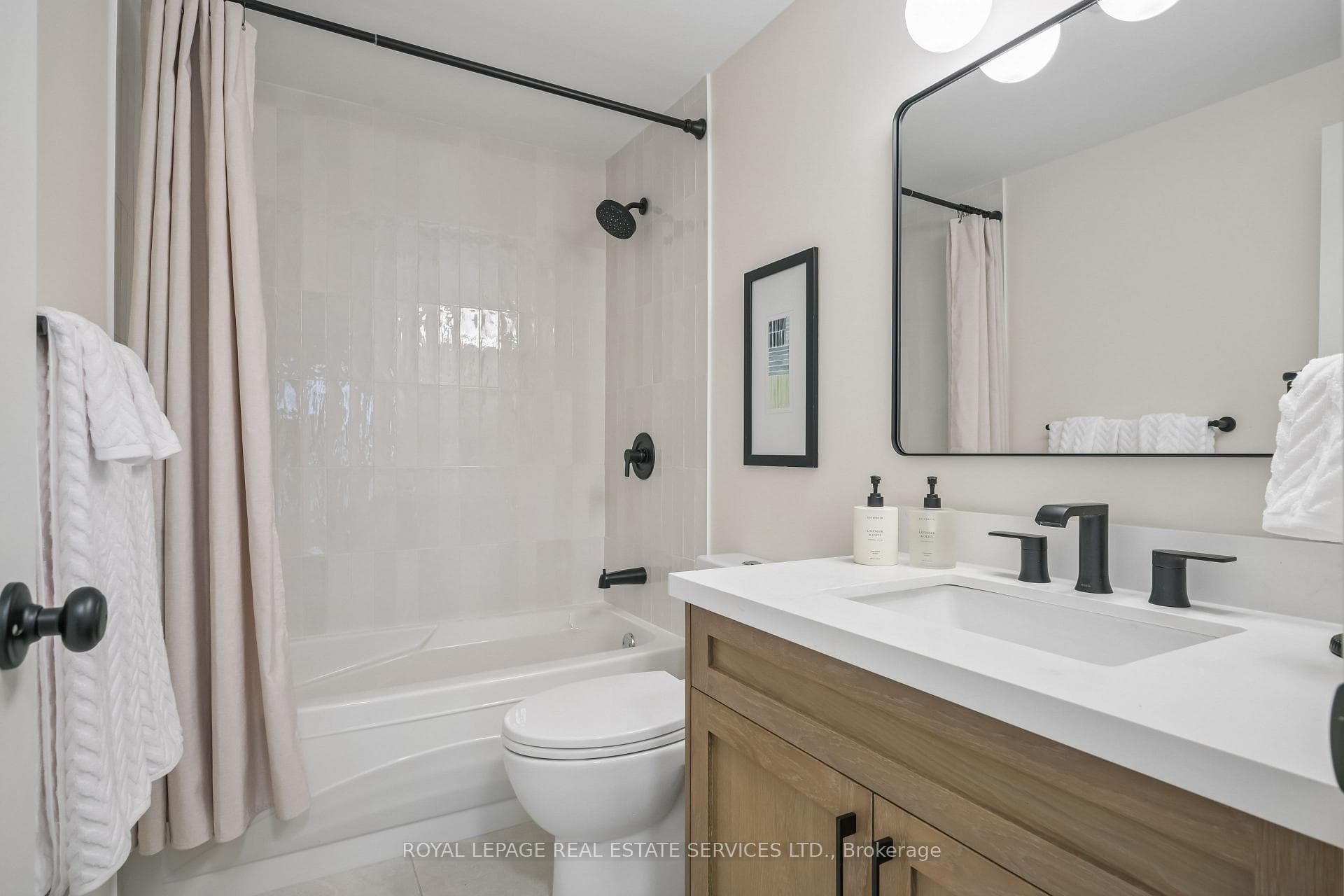 2222 Marine Drive Unit 1 photo 20