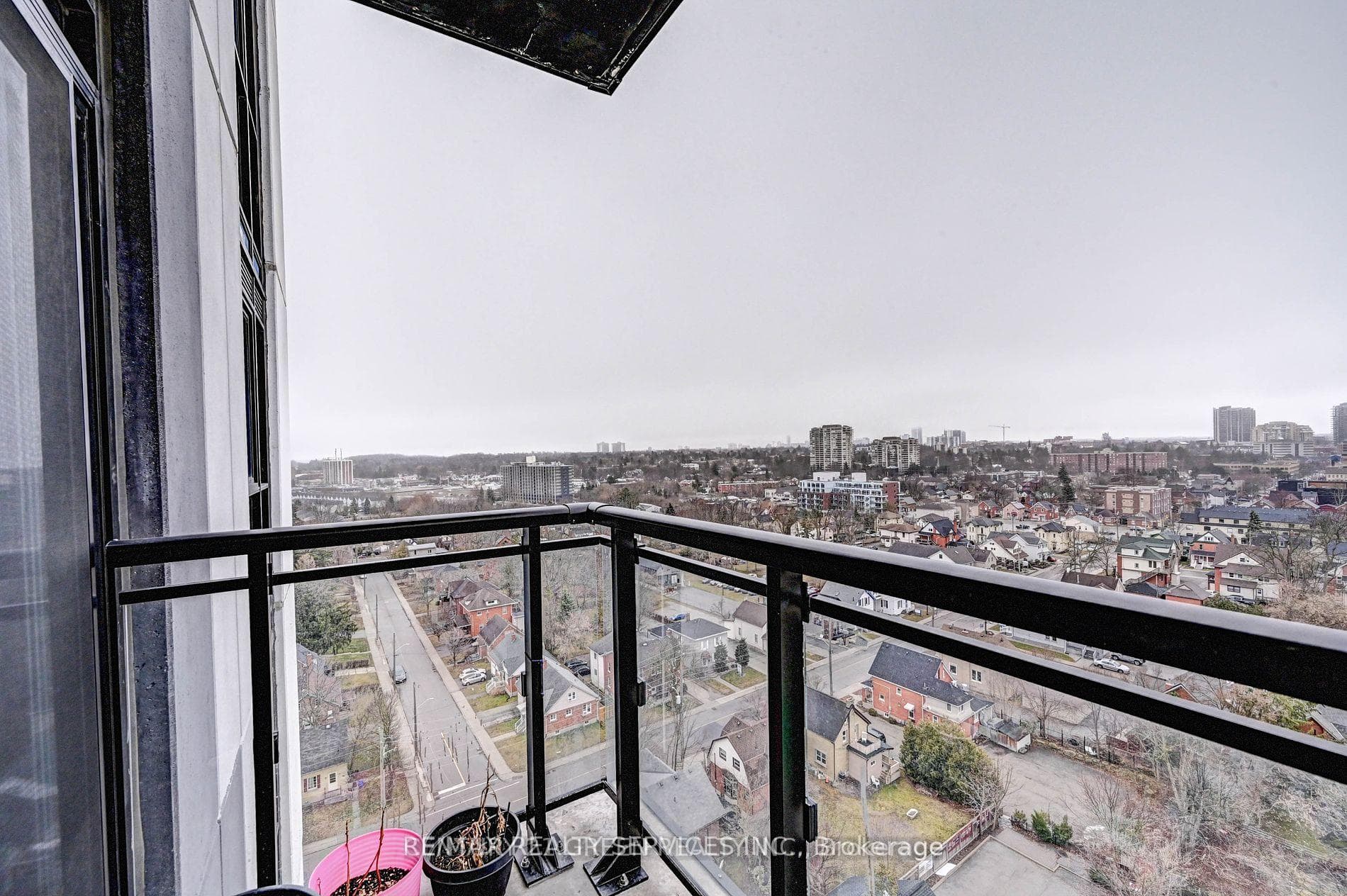 128 King Street Unit 1402 photo 15