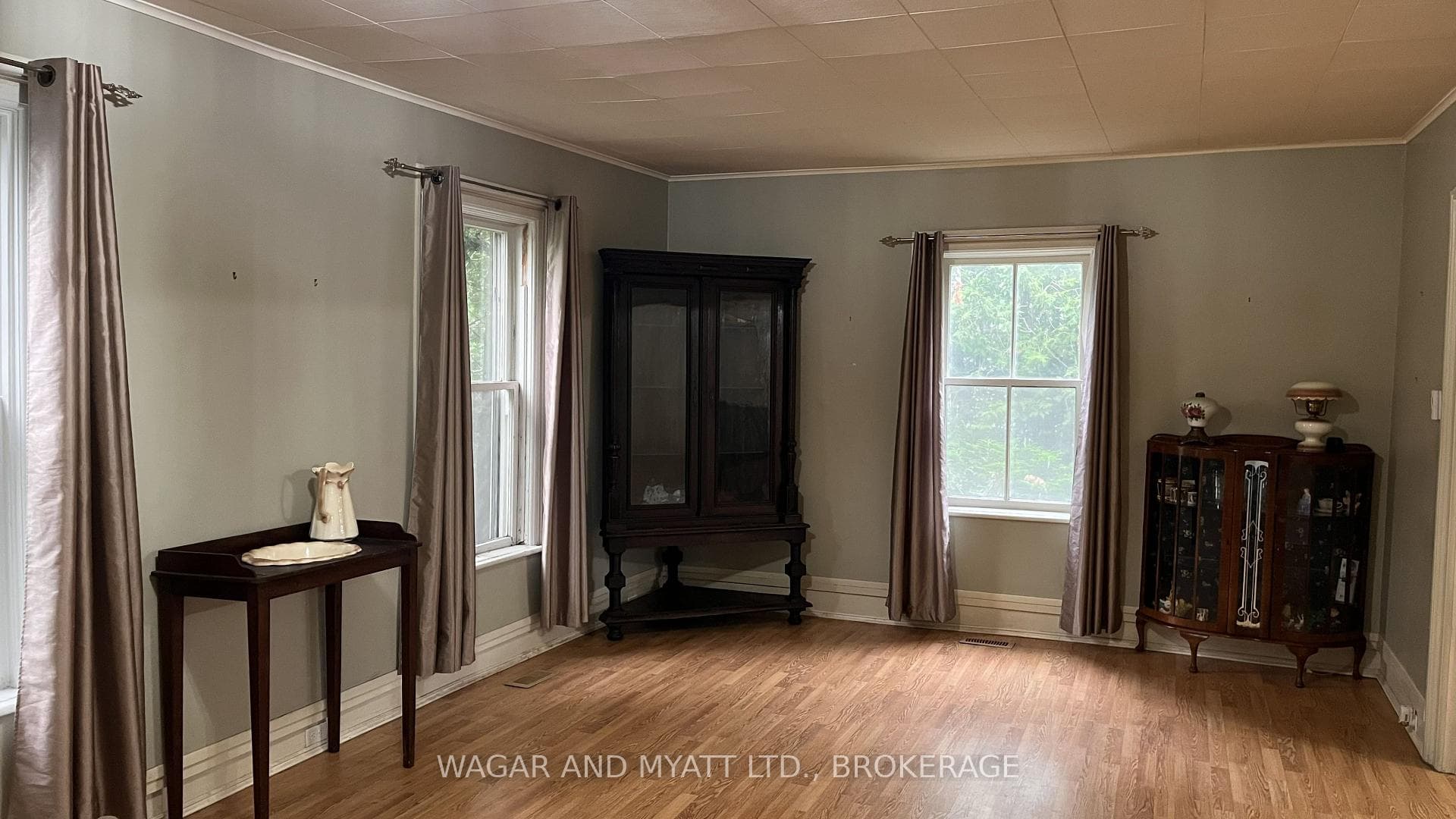 226 CAMDEN Road photo 7