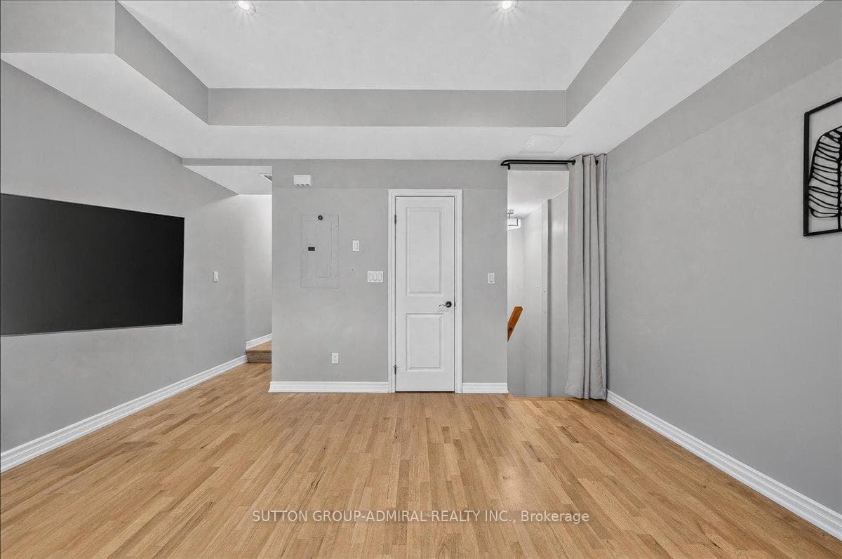 2 Maxwell Street Unit 202 photo 8
