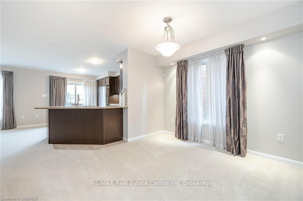 655 GERVAIS Terrace photo 7
