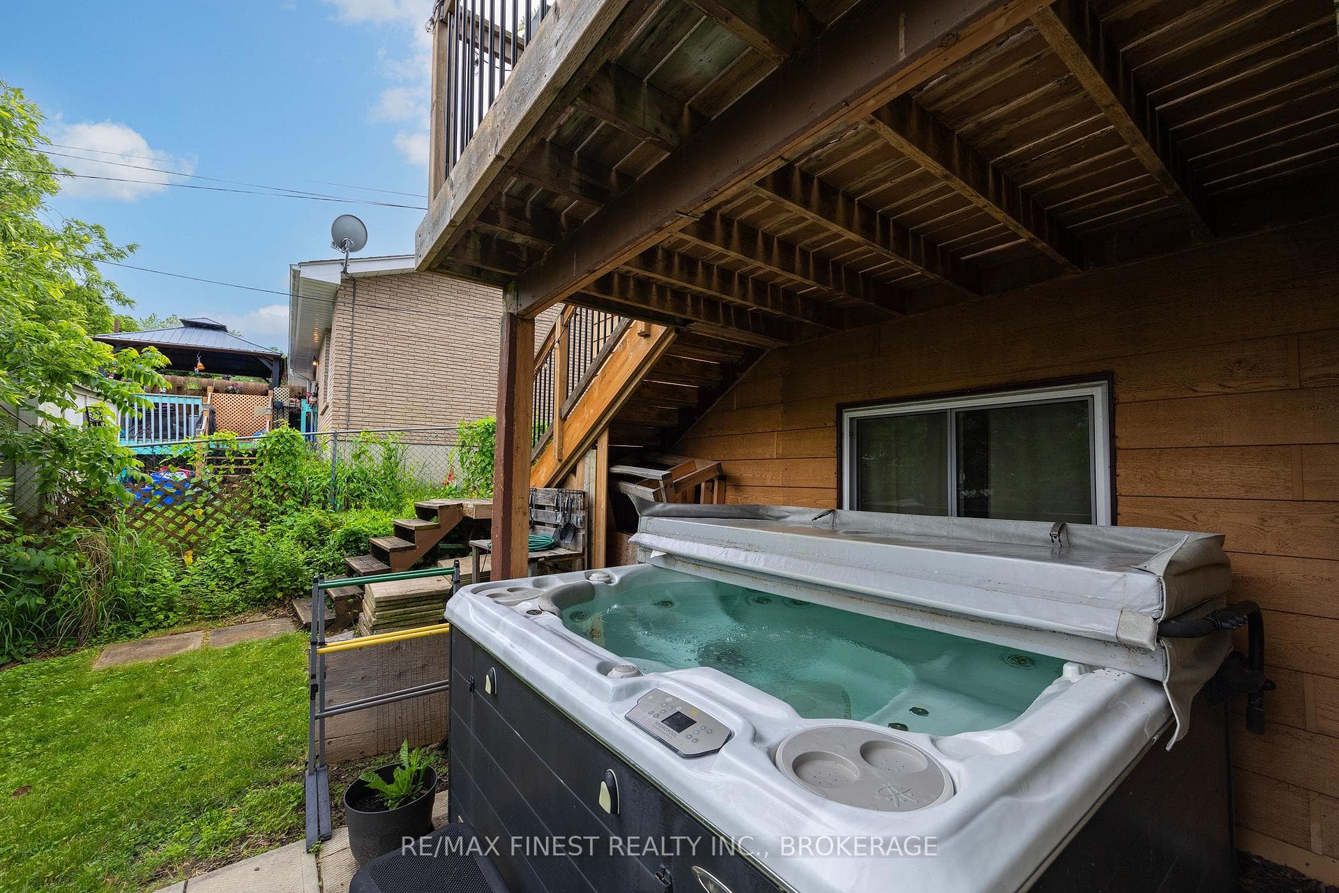 114 Joyce Street photo 14