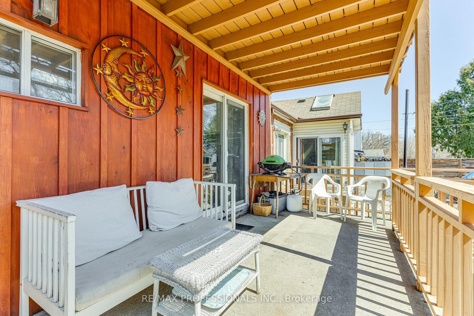 9 Orley Avenue photo 32