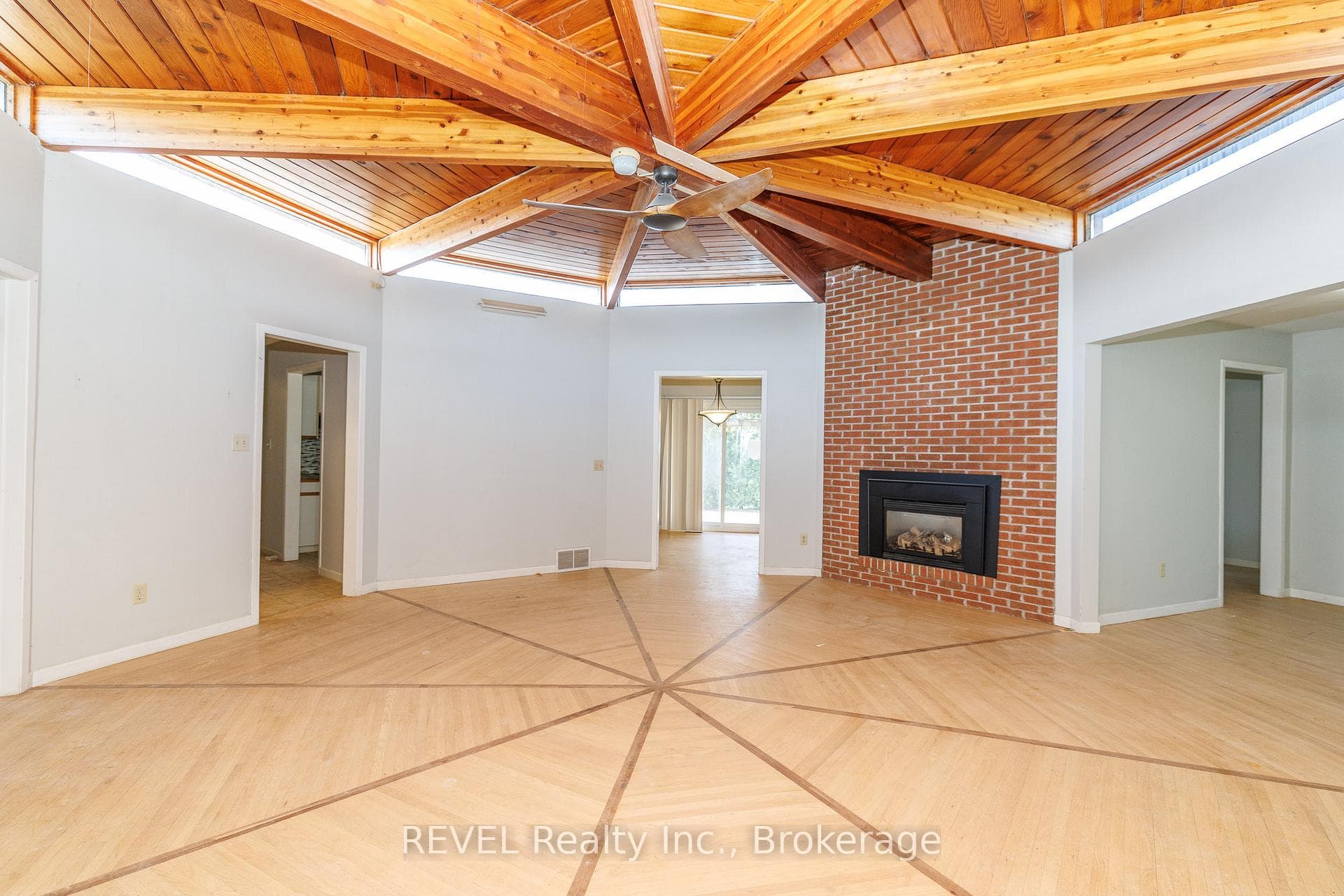 9572 Sodom Road photo 16