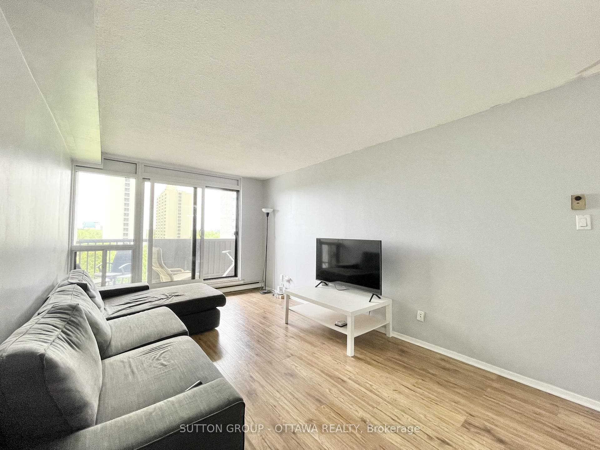 900 Dynes Road Unit 704 photo 6