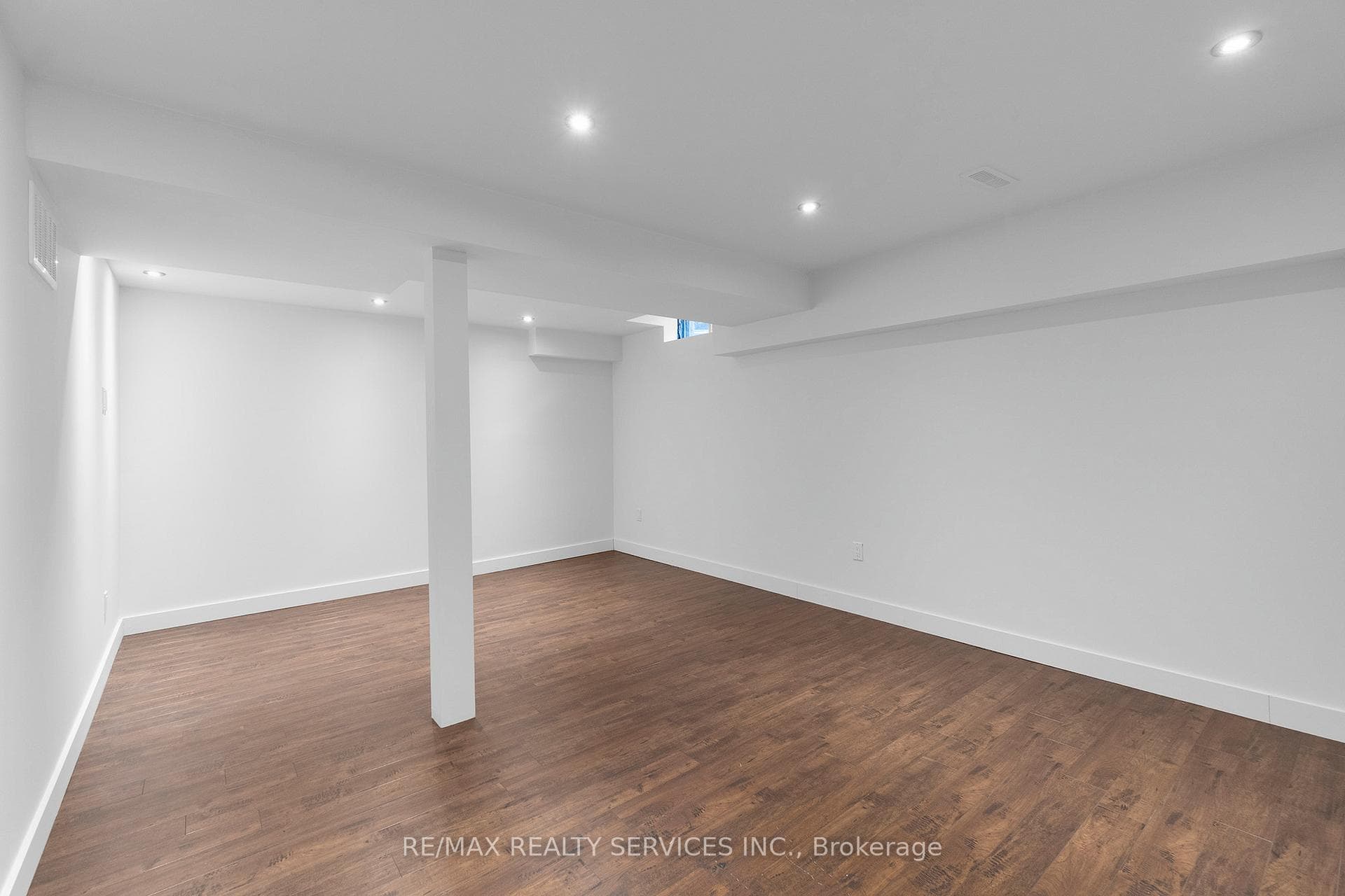 6 Morley Crescent photo 29