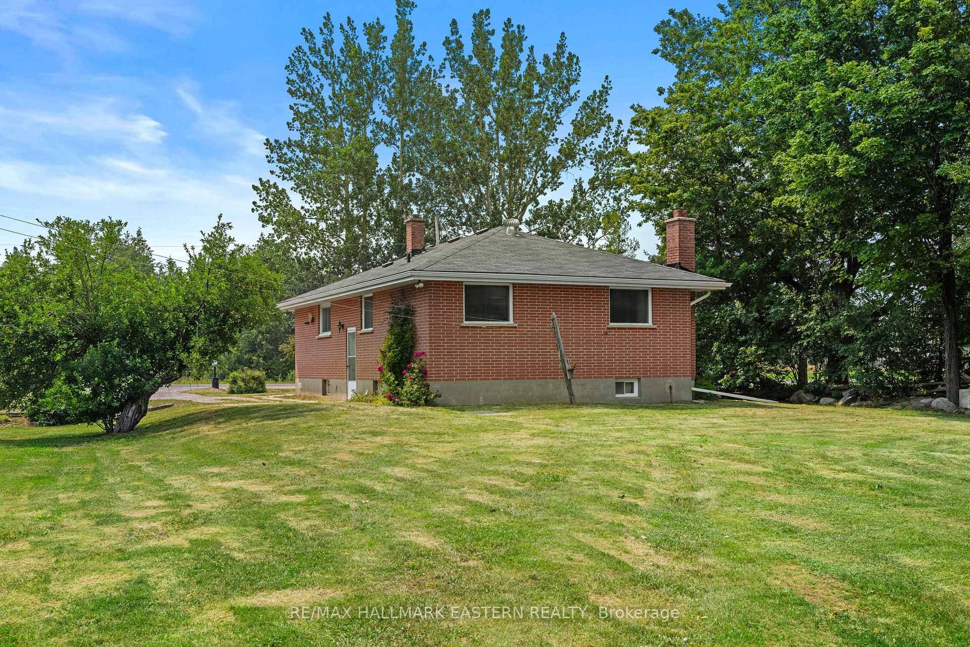 921 Robinson Road photo 26