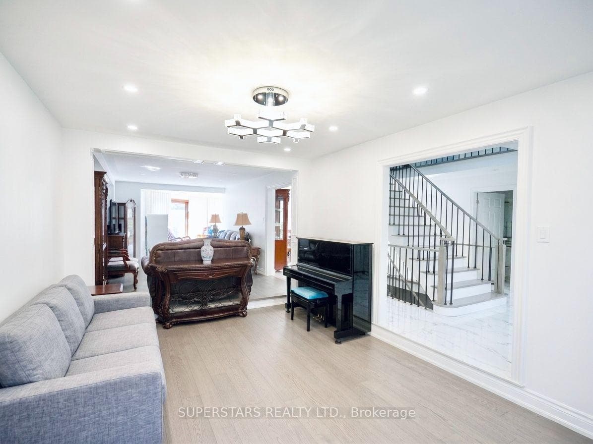 34 Loweswater Avenue photo 9