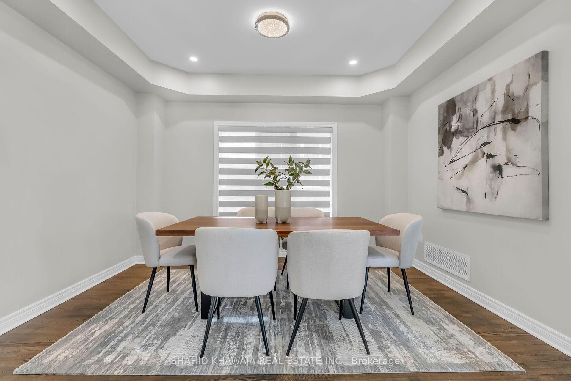 4839 Marble Arch Mews photo 10