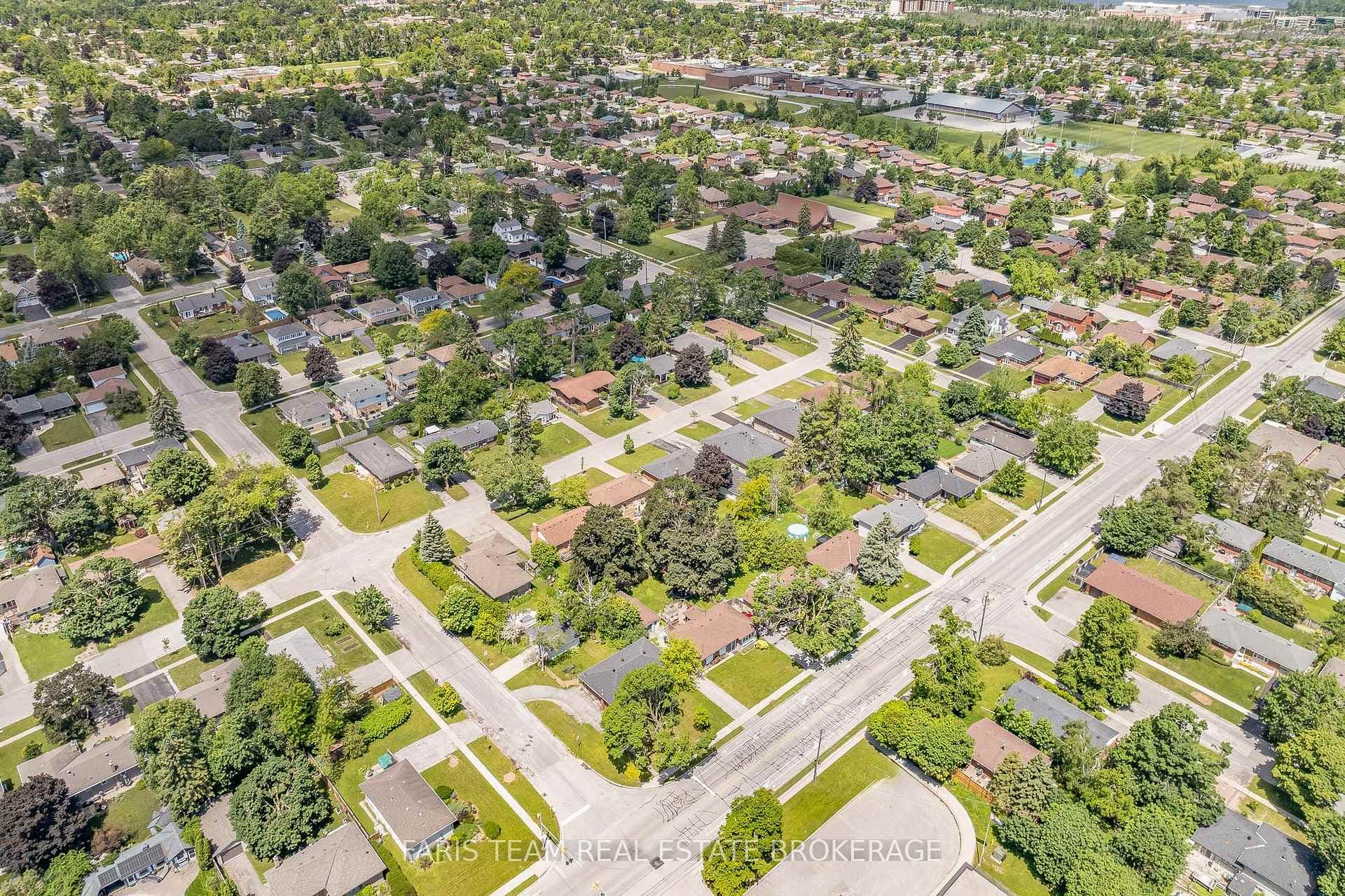 37 Downsview Drive photo 33