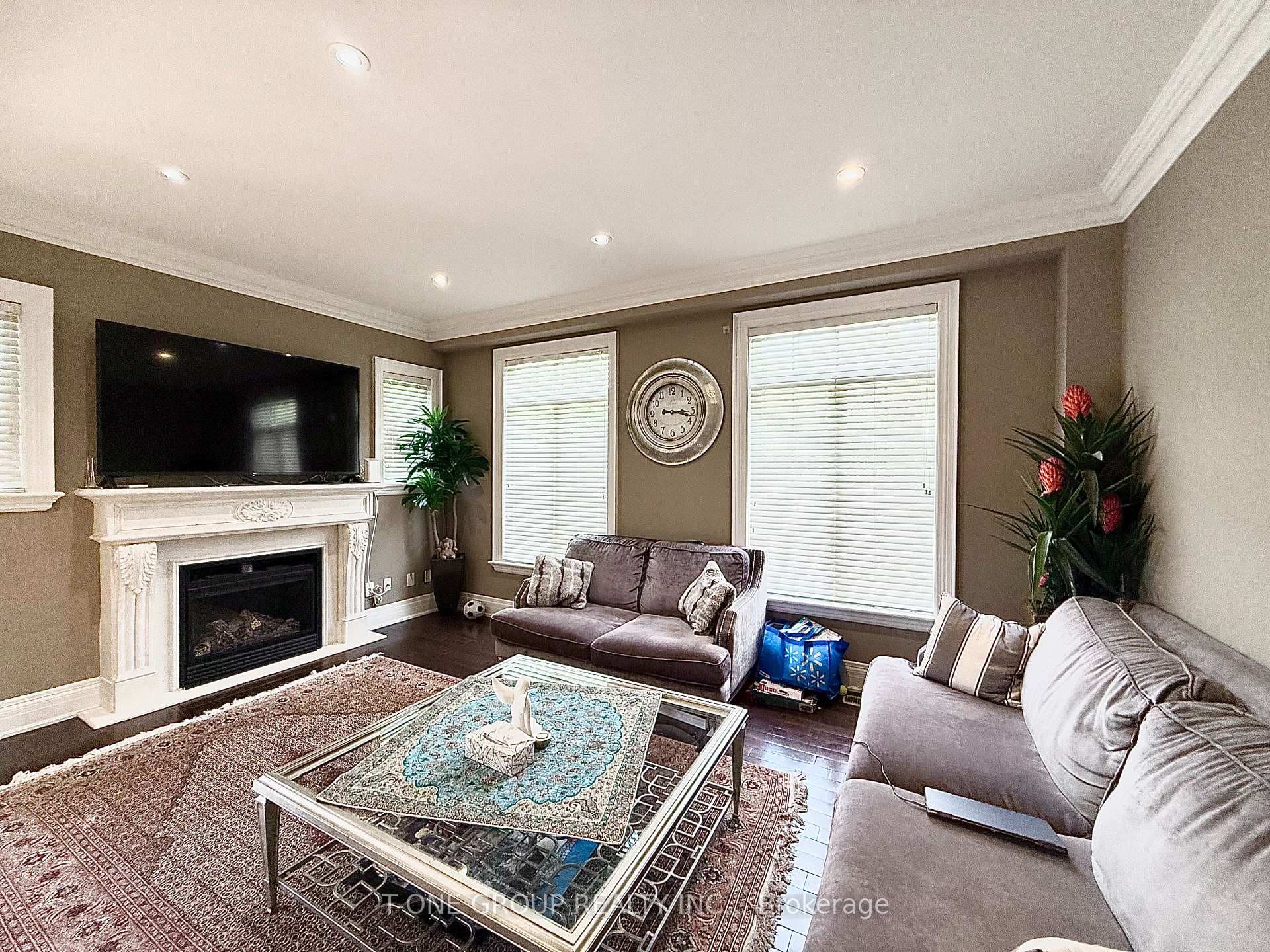 92 Grandview Avenue photo 8