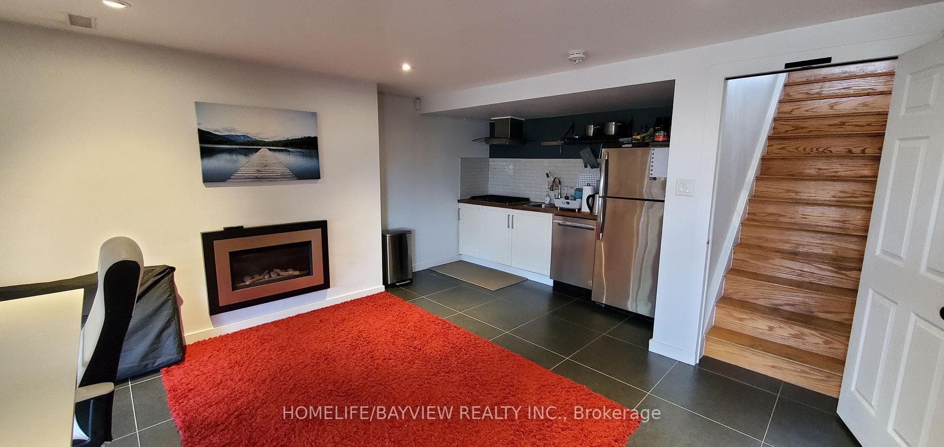 249 Wincott Drive photo 16