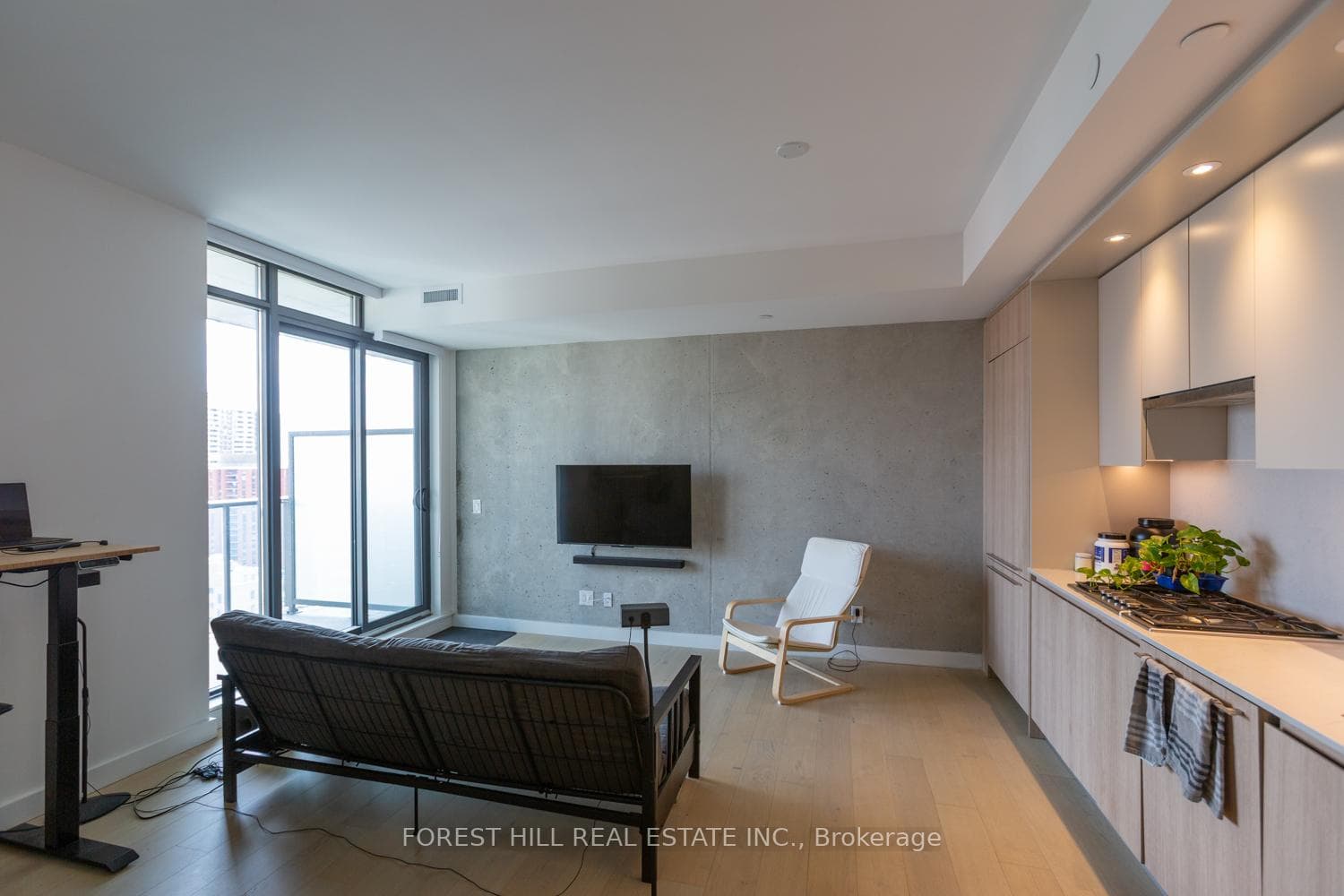 81 Wellesley Street Unit 1601 photo 17