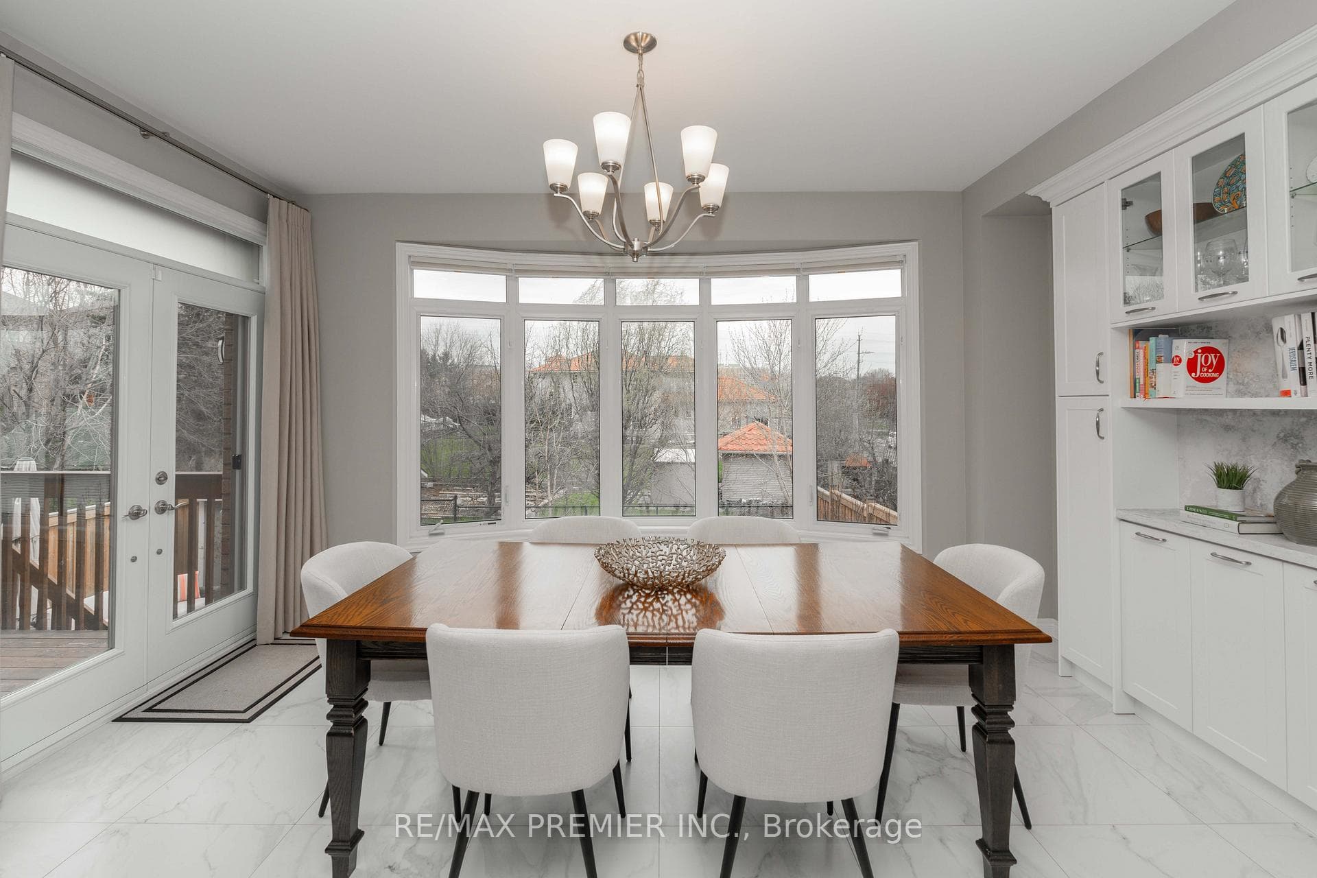 24 Cayton Crescent photo 14