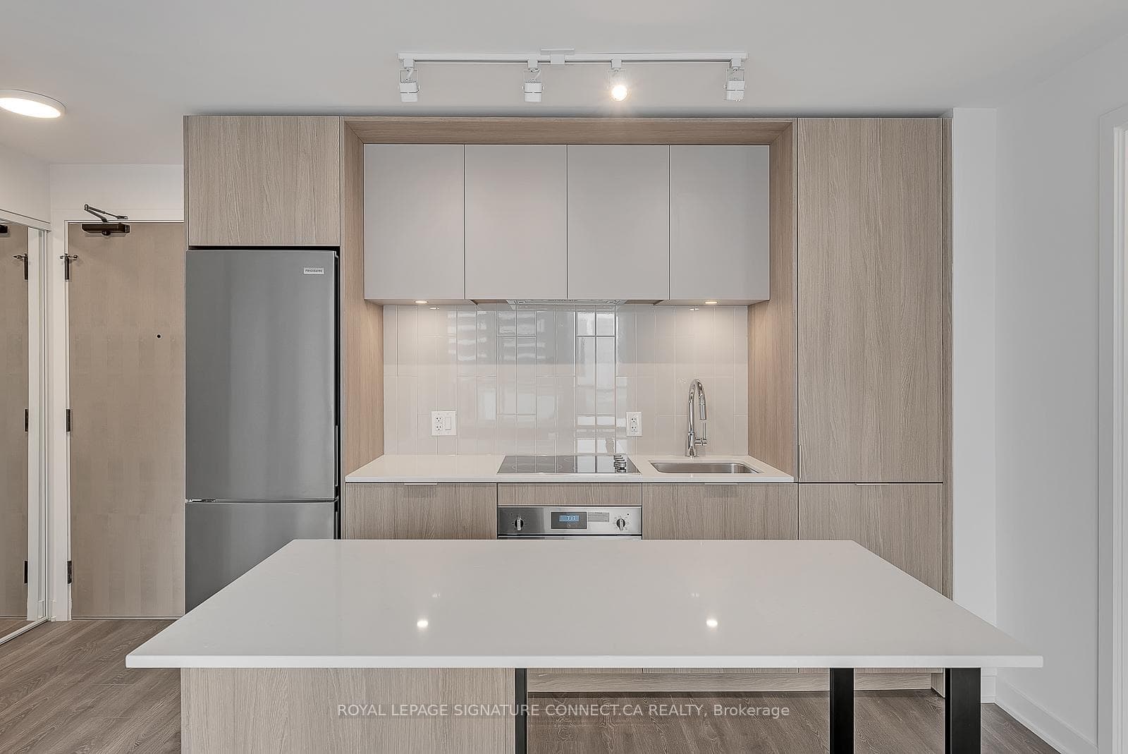 130 River Street Unit 1504 photo 6