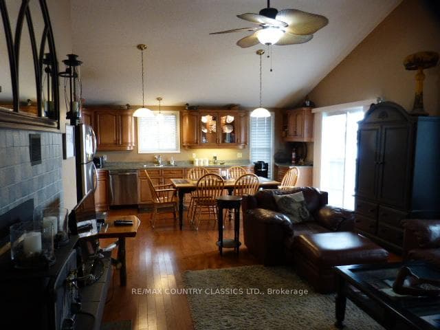 Open Concept Living!