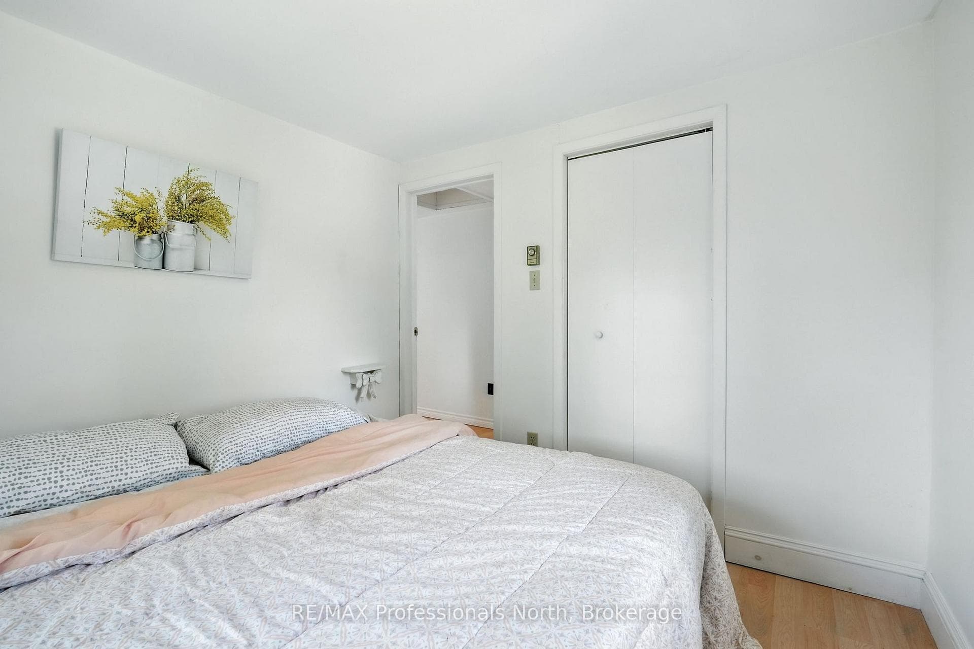 905 Starratt Road photo 20