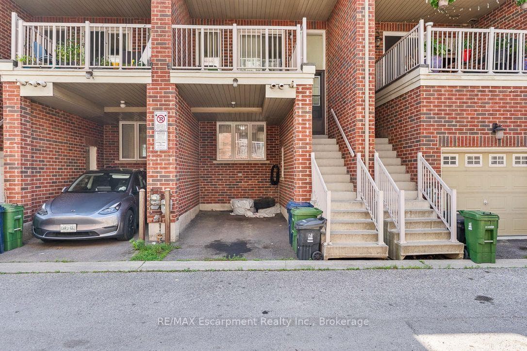 8 JIM BAIRD Mews photo 50