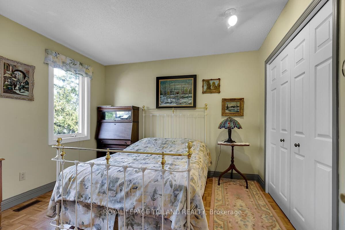 580 Rosecliffe Terrace photo 23