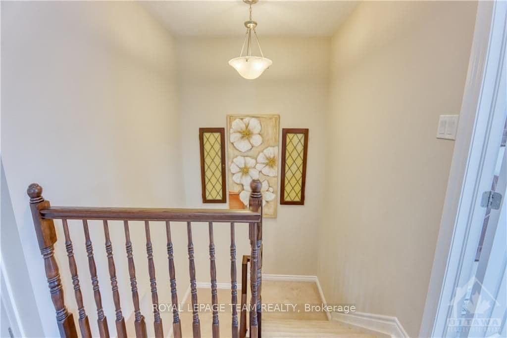 379 SWEET GRASS Circle photo 13
