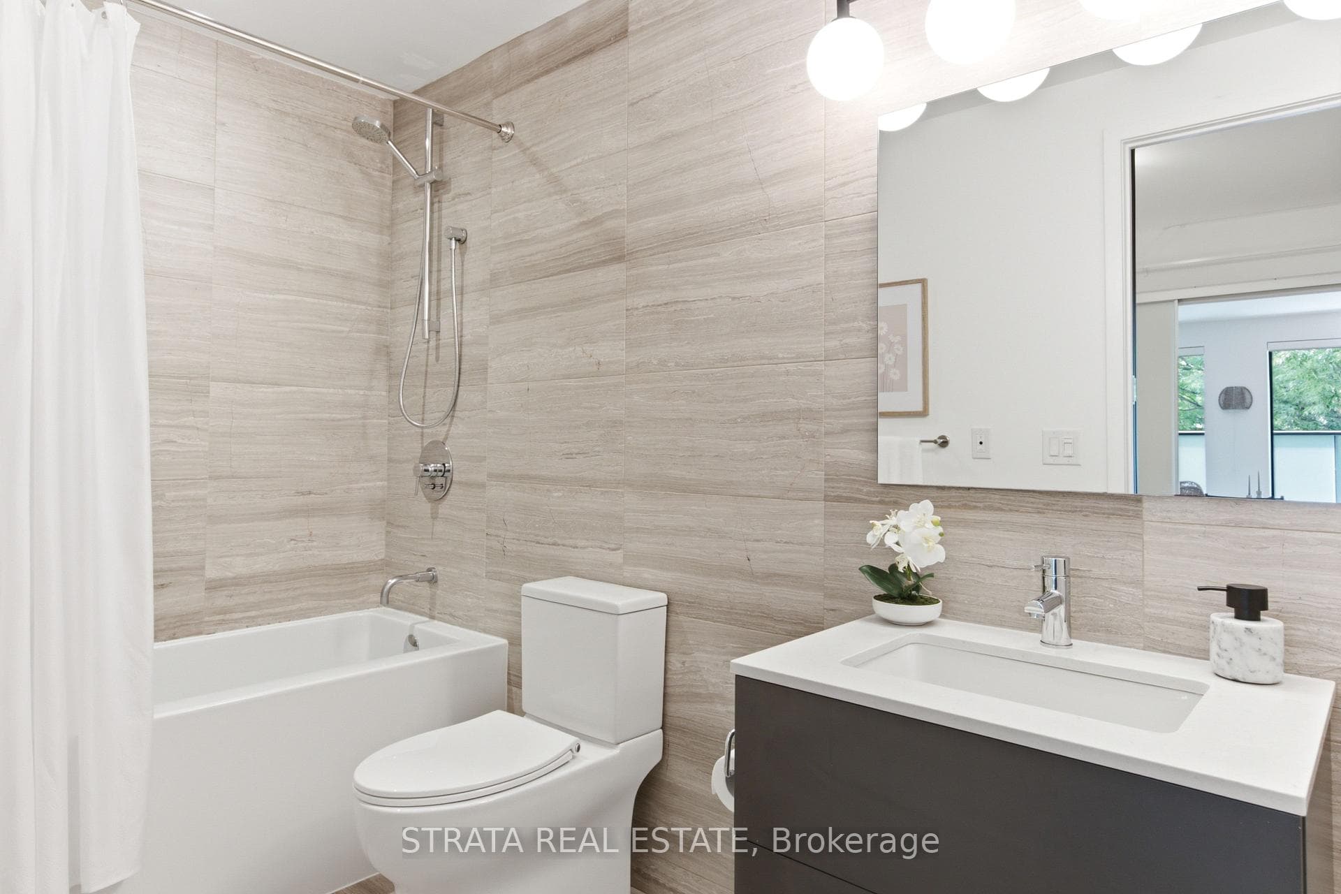 530 Indian Grove Unit 302 photo 22