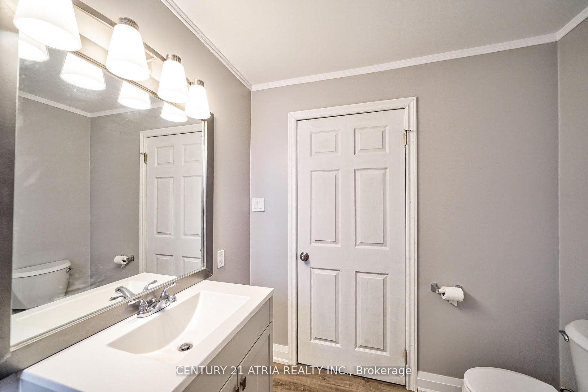 15 Asher Street photo 28