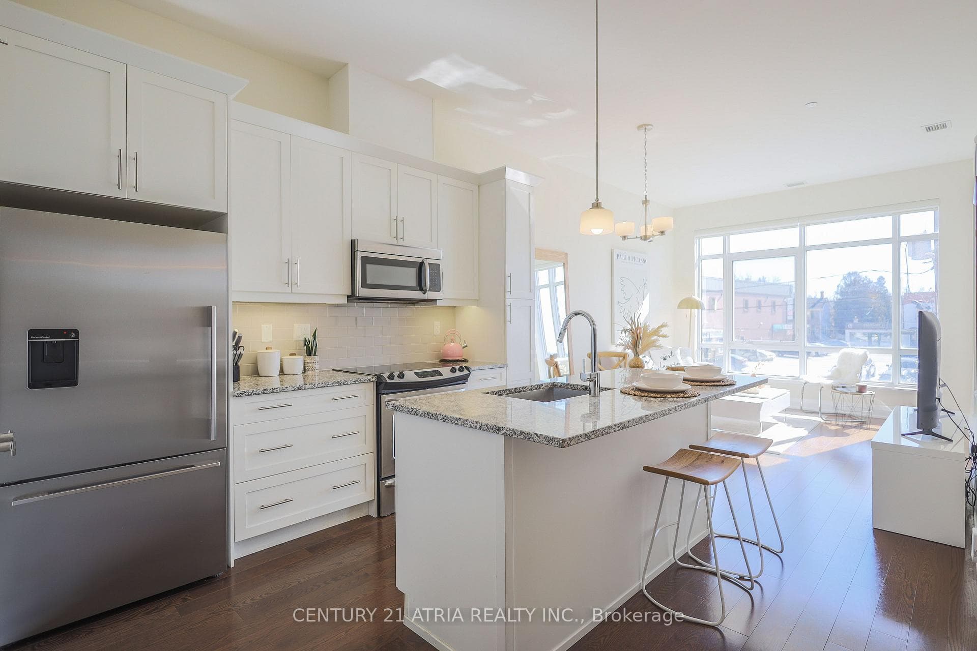 15277 Yonge Street Unit 309 photo 6