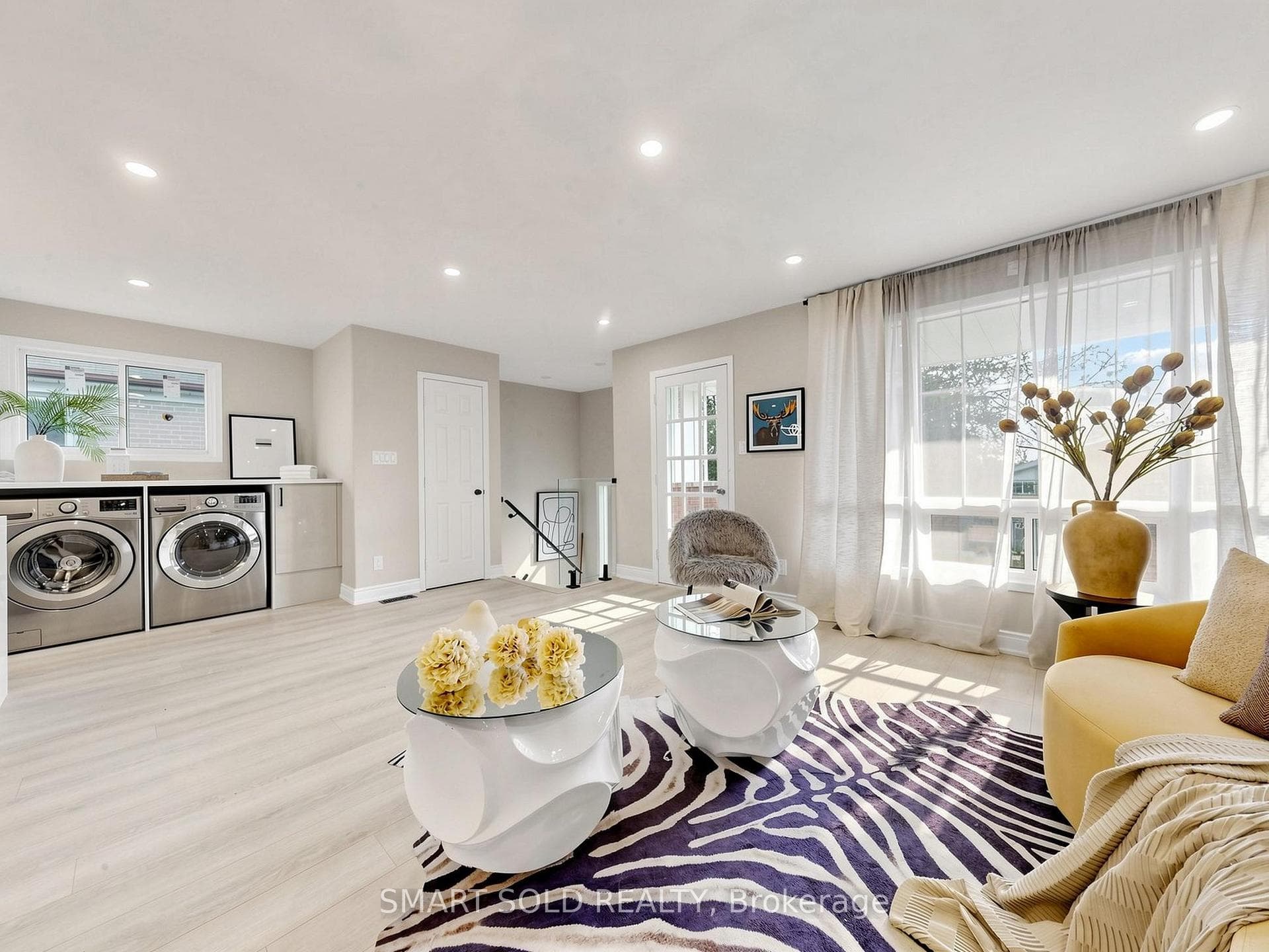 76 Clancy Drive photo 10