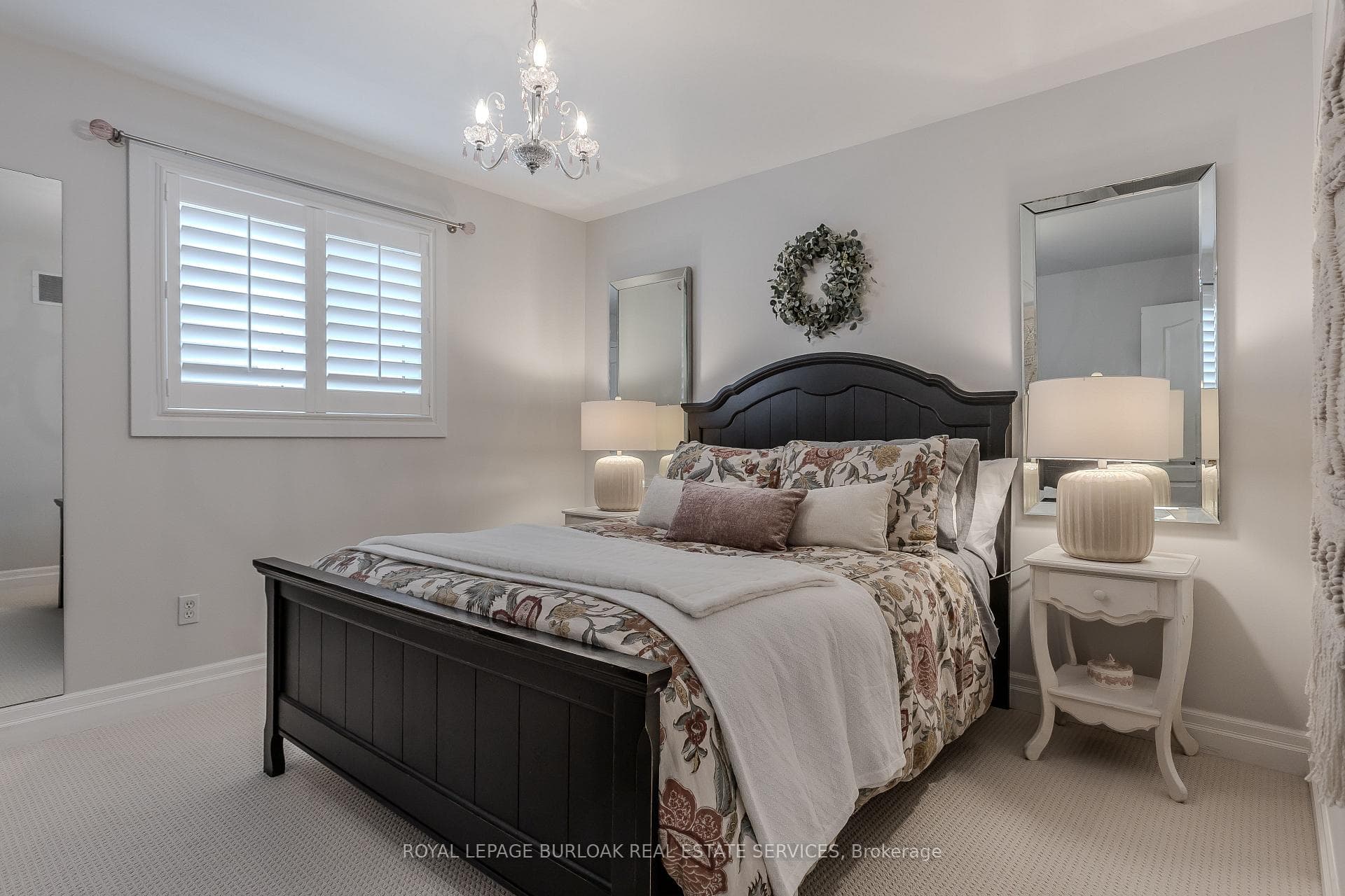 2440 Auckland Drive photo 22