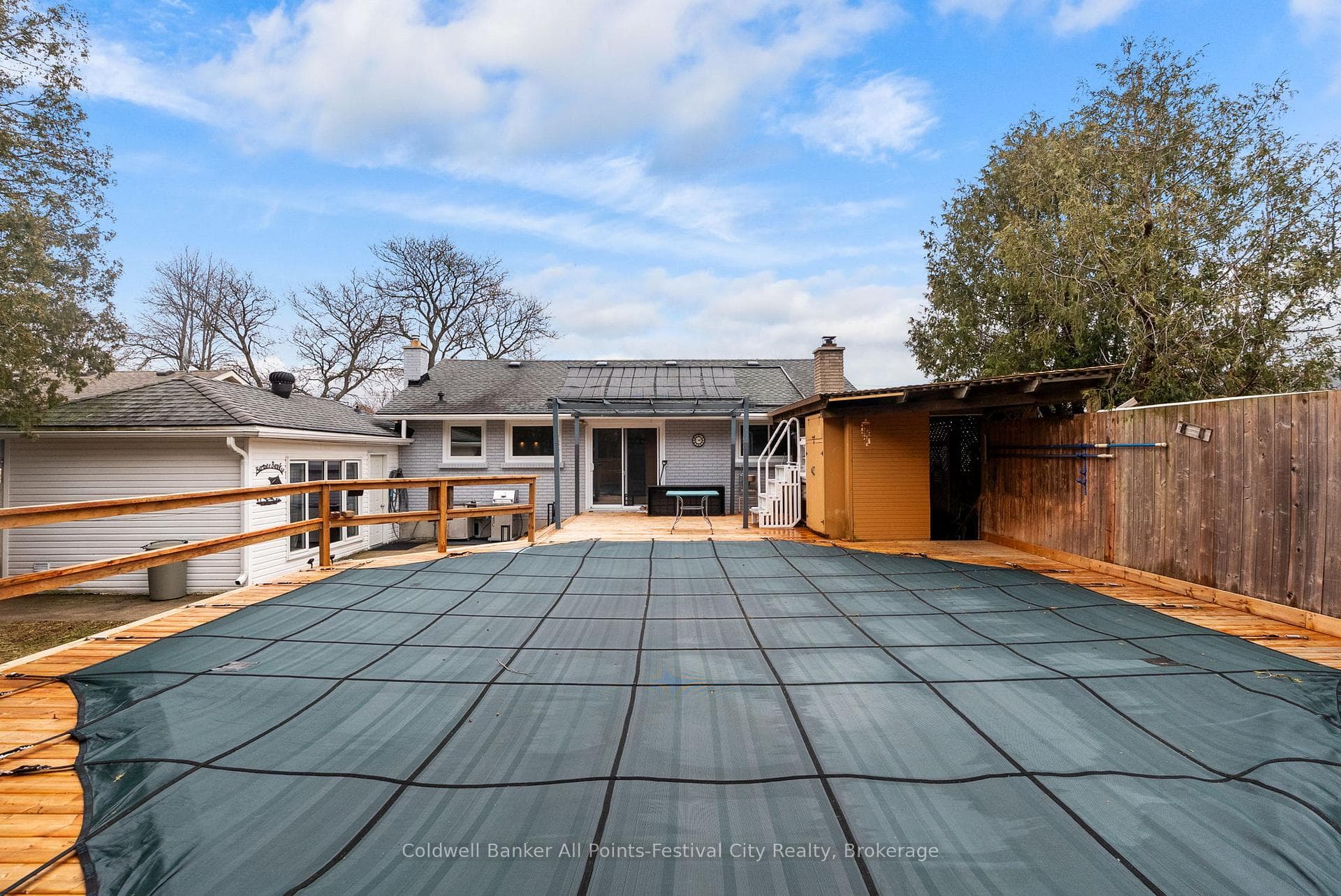 202 Bennett Street photo 47