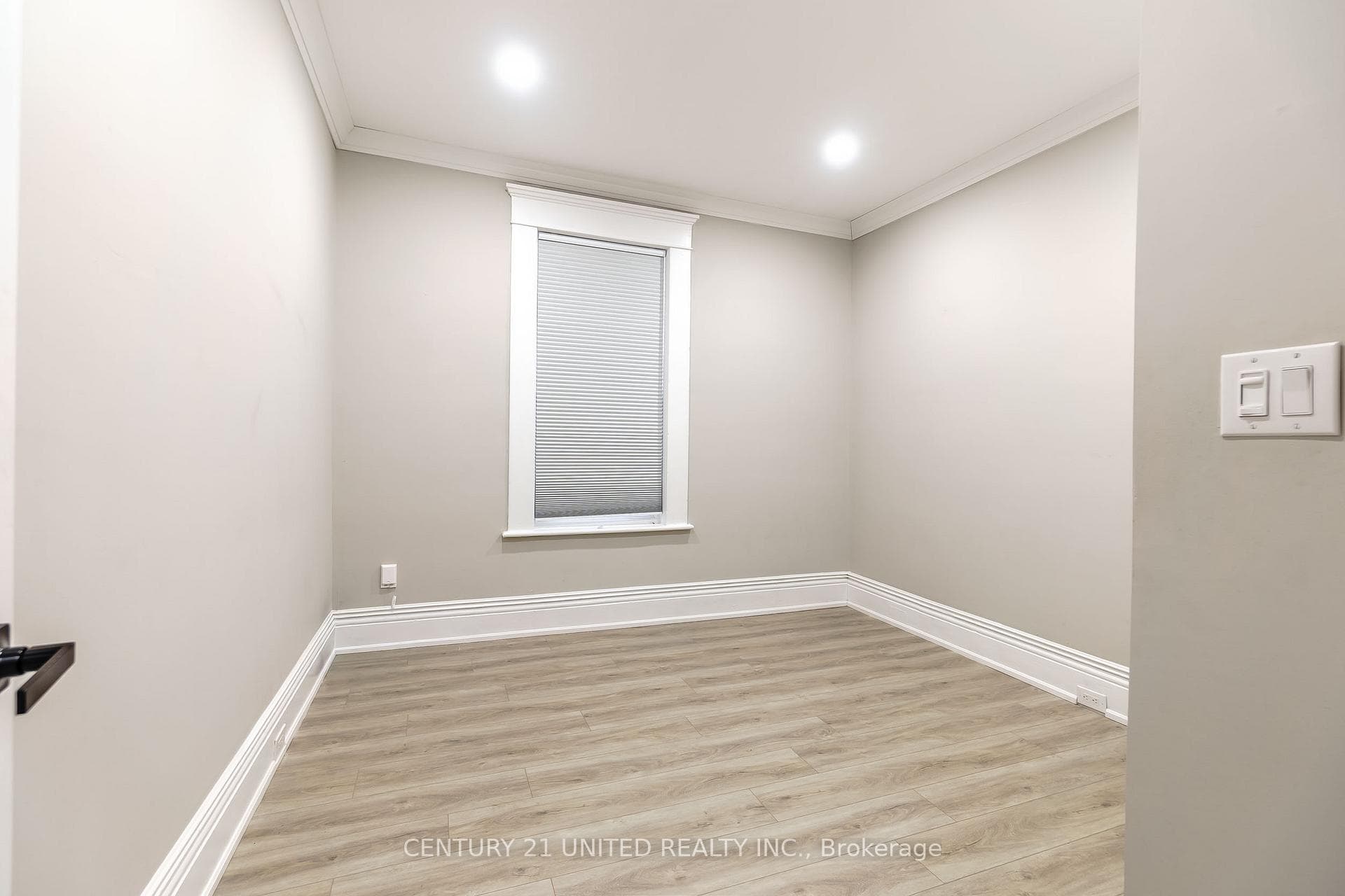 218 Park Street photo 20