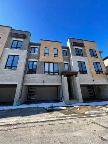 24 Steamboat Way photo 1