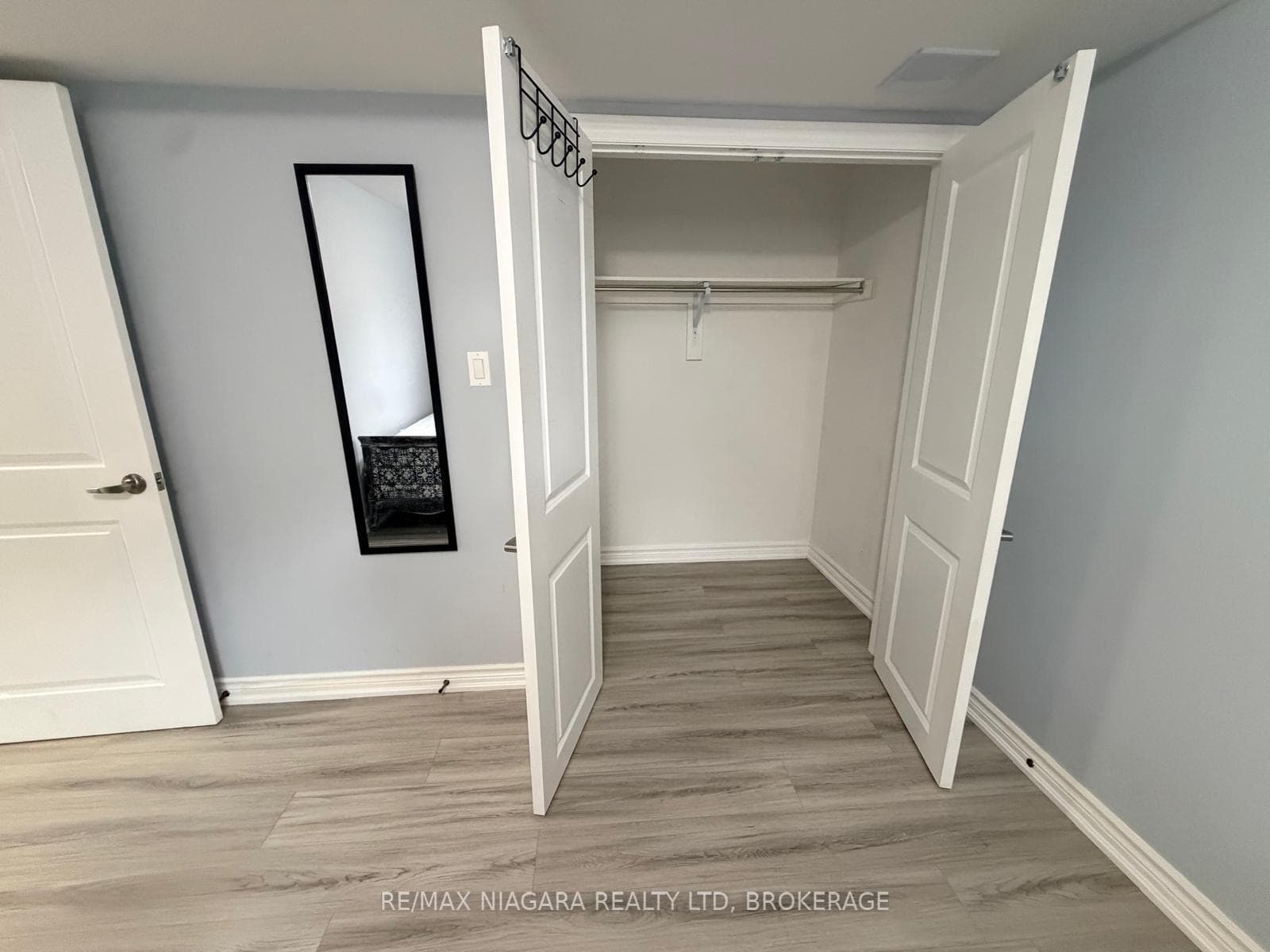 5622 Osprey Avenue Unit Lower photo 5