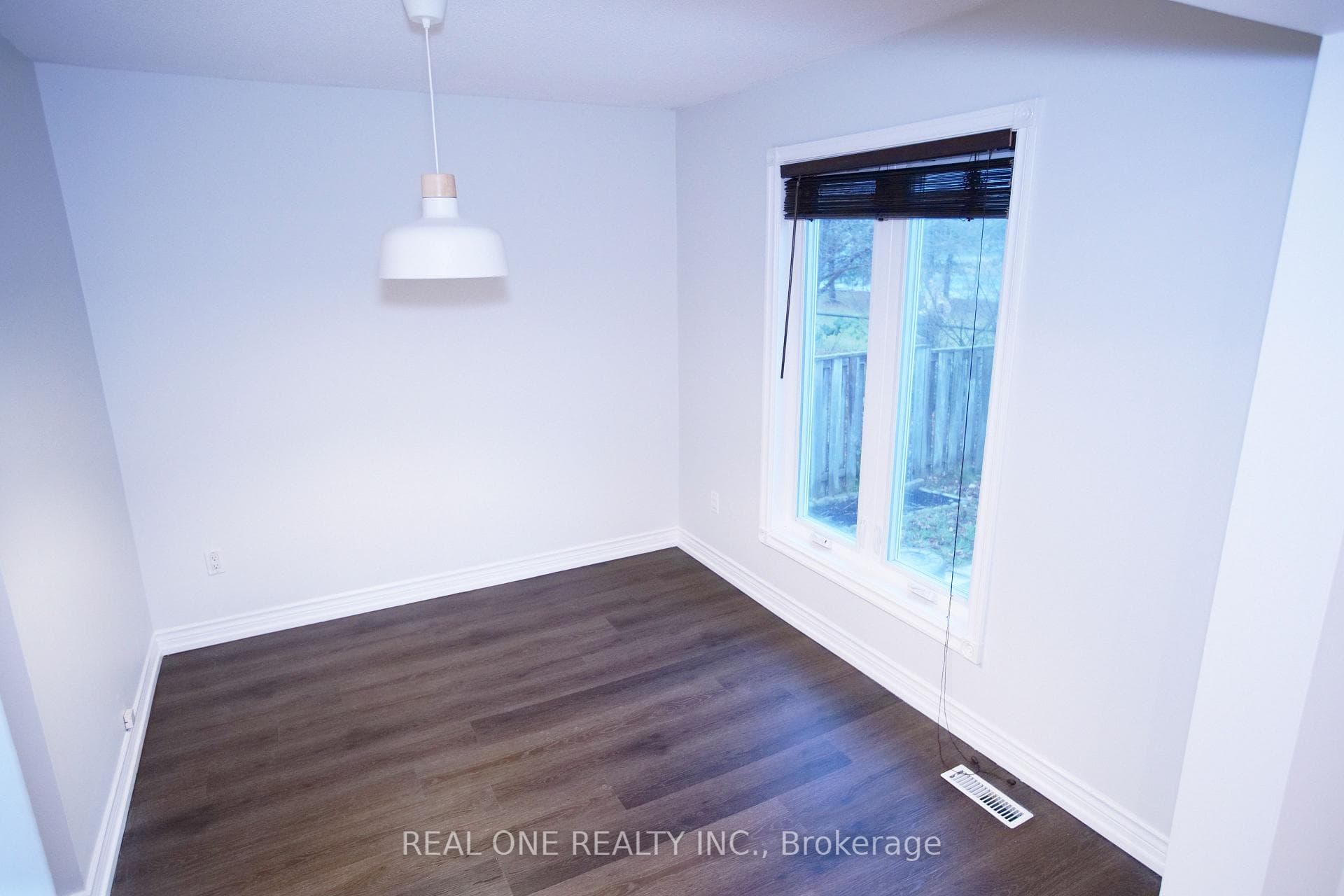 139 Campbell Avenue photo 13