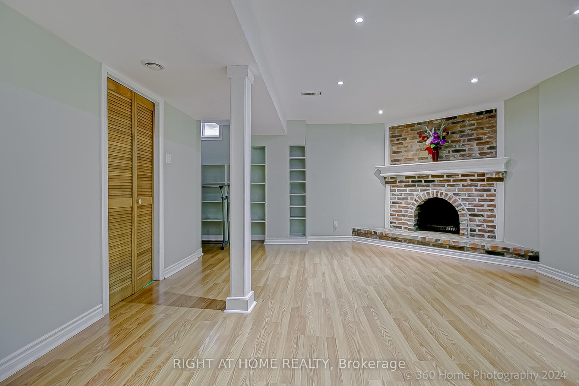 685 Foxwood Trail photo 21