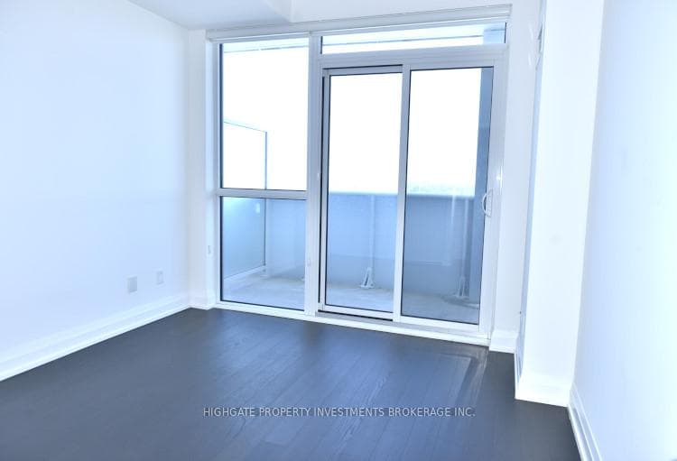 65 Speers Road Unit 1301 photo 5