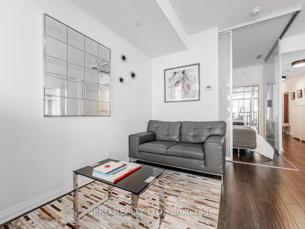 8 Mercer Street Unit 2504 photo 9