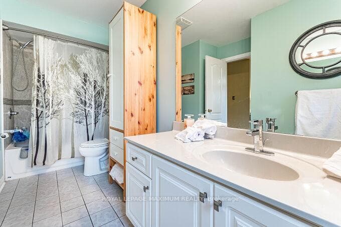 50 Panorama Crescent photo 18