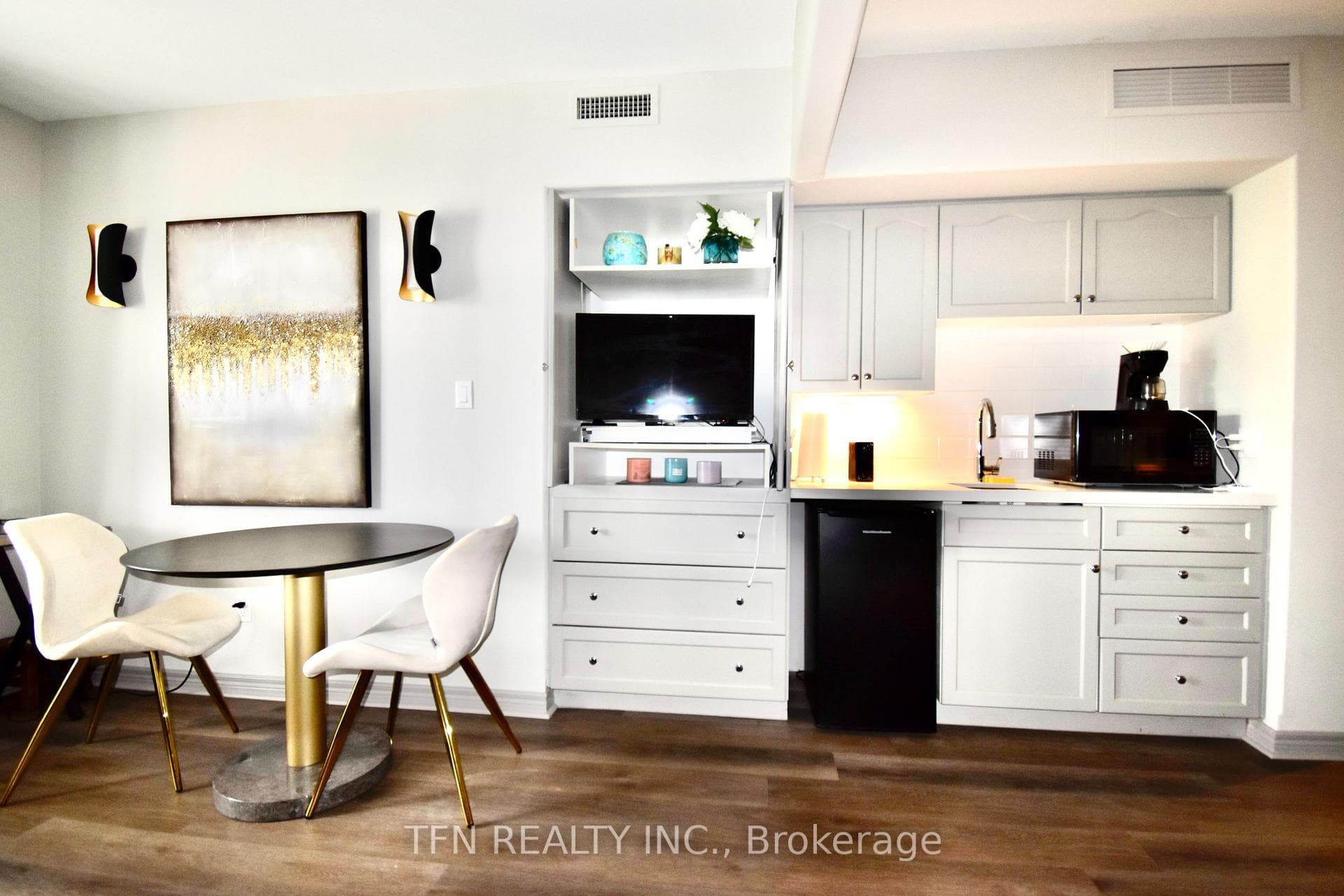 90 Highland Drive Unit 2498-1 photo 1