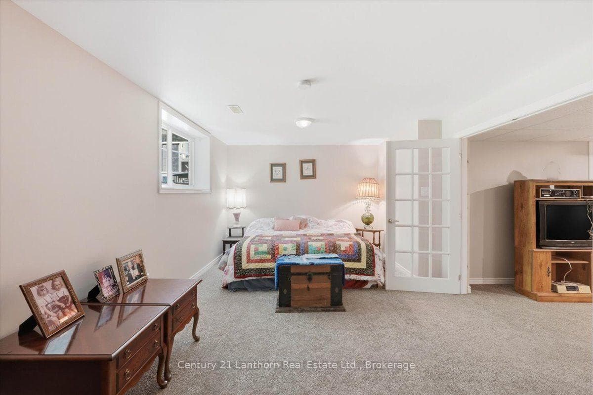 17 Richardson Lane photo 16