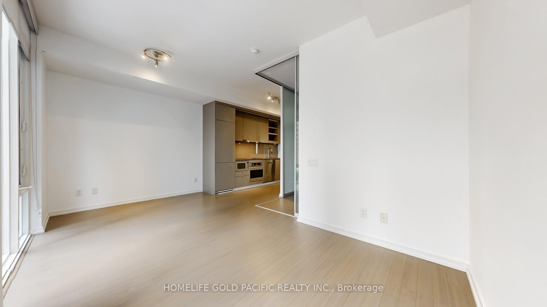 101 Peter Street Unit 1005 photo 15